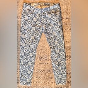 Kut from the Kloth blue paisley cropped skinny jeans
